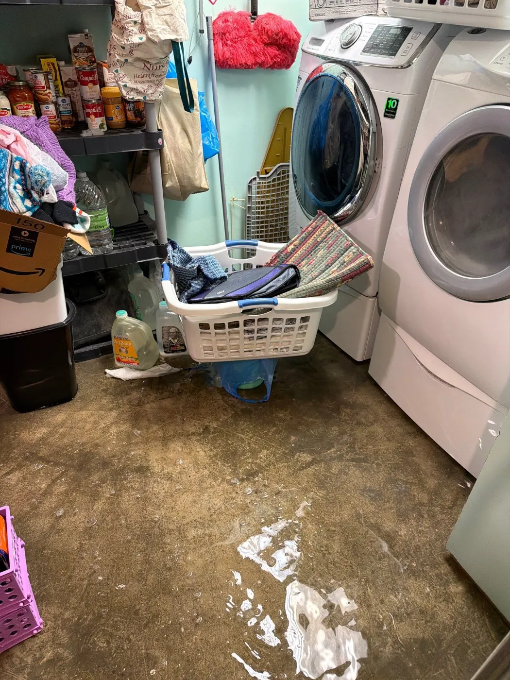 Air movers and dehumidifiers running in Sunblest Indiana home dry-out