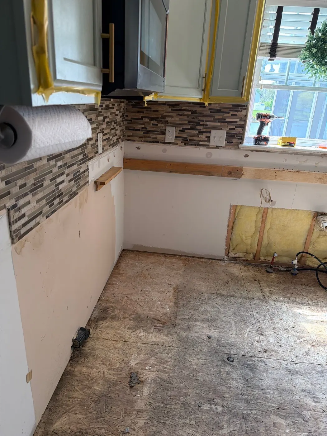 Containment setup for mold remediation in Sunblest home